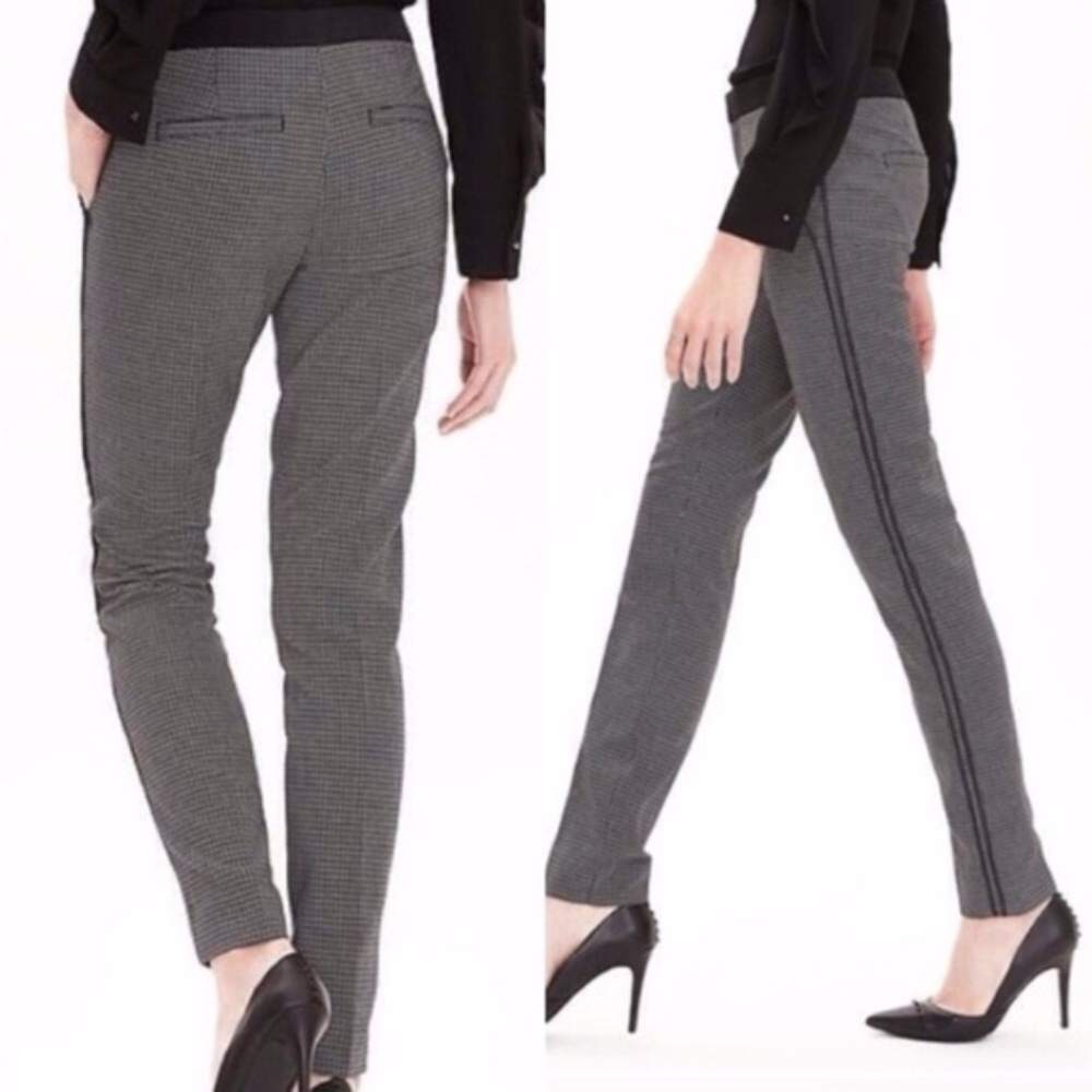 Banana Republic Black and Gray Jacquard Side Stripe Slim Pants • Size 2 🔴